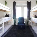Zentrum - Komplettes Zimmer, Hochbett, Android Tv & Eigenem Bad - Perfekt Fuer Familien & Gruppen Hotel Ulma