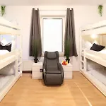 Zentrum - Komplettes Zimmer, Hochbett, Android Tv&eigenem Bad - Perfekt Für Familien&gruppen Ulm