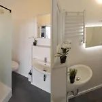 Zentrum - Komplettes Zimmer, Hochbett, Android Tv&eigenem Bad - Perfekt Für Familien&gruppen Hotel