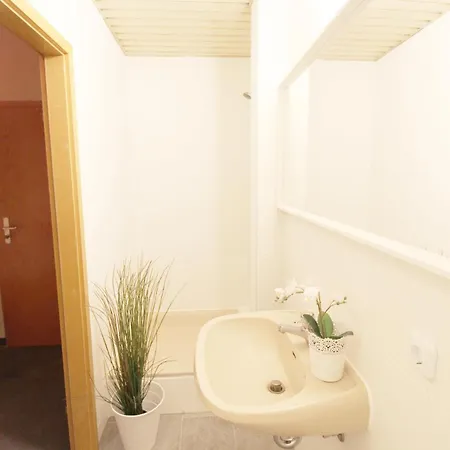 Zentrum - Komplettes Zimmer, Hochbett, Android Tv & Eigenem Bad - Perfekt Fuer Familien & Gruppen 酒店