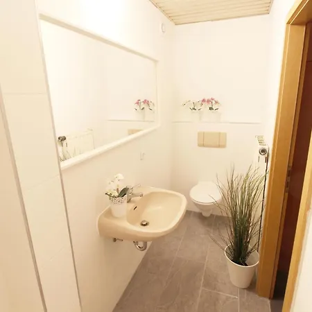 מלון Zentrum - Komplettes Zimmer, Hochbett, Android Tv & Eigenem Bad - Perfekt Fuer Familien & Gruppen אולם