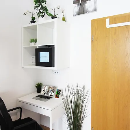 Zentrum - Komplettes Zimmer, Hochbett, Android Tv & Eigenem Bad - Perfekt Fuer Familien & Gruppen 酒店 乌尔姆