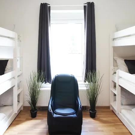 Zentrum - Komplettes Zimmer, Hochbett, Android Tv & Eigenem Bad - Perfekt Fuer Familien & Gruppen Ulma