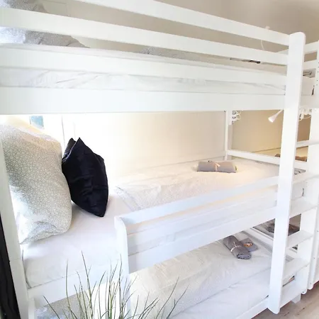 Zentrum - Komplettes Zimmer, Hochbett, Android Tv & Eigenem Bad - Perfekt Fuer Familien & Gruppen 酒店