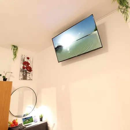 酒店 Zentrum - Komplettes Zimmer, Hochbett, Android Tv & Eigenem Bad - Perfekt Fuer Familien & Gruppen 乌尔姆