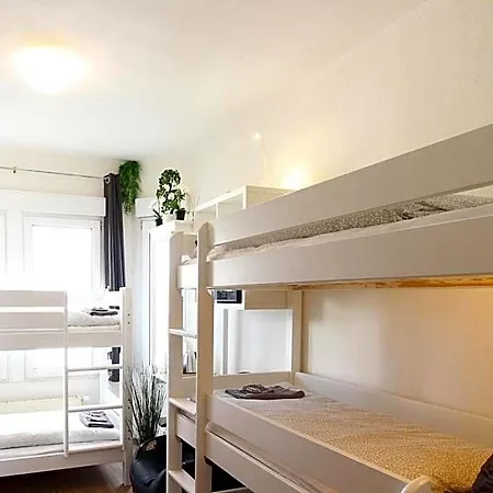 Zentrum - Komplettes Zimmer, Hochbett, Android Tv & Eigenem Bad - Perfekt Fuer Familien & Gruppen אולם