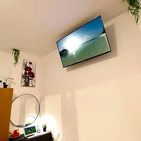 酒店 Zentrum - Komplettes Zimmer, Hochbett, Android Tv & Eigenem Bad - Perfekt Fuer Familien & Gruppen
