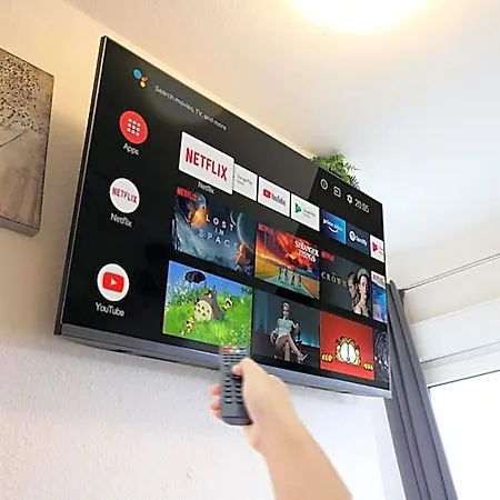 Zentrum - Komplettes Zimmer, Hochbett, Android Tv & Eigenem Bad - Perfekt Fuer Familien & Gruppen * 乌尔姆