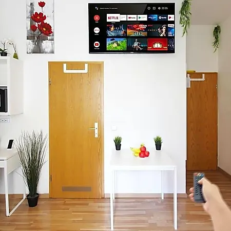 Zentrum - Komplettes Zimmer, Hochbett, Android Tv & Eigenem Bad - Perfekt Fuer Familien & Gruppen 酒店