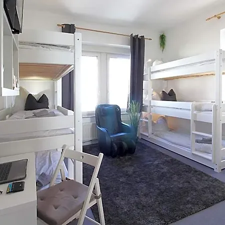 酒店 Zentrum - Komplettes Zimmer, Hochbett, Android Tv & Eigenem Bad - Perfekt Fuer Familien & Gruppen 乌尔姆
